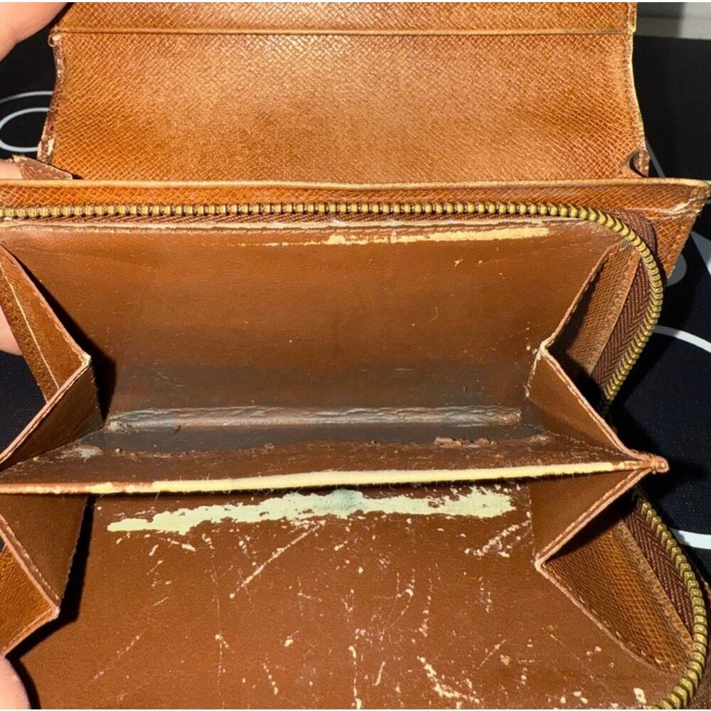 Louis Vuitton Monogram Sarah Long Bifold Wallet - Picture 4 of 6